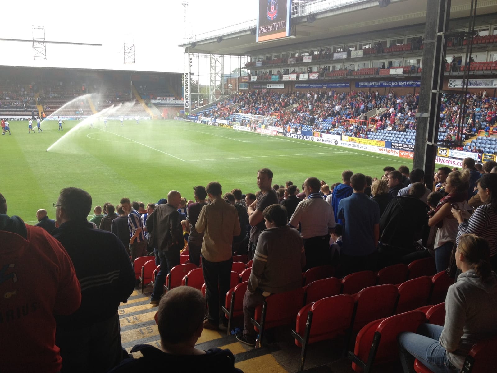 Crystal Palace / Selhurst Park Away Fan Pub Crawl